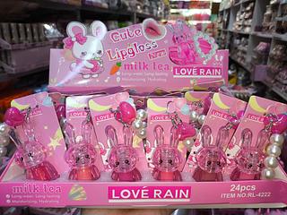 LIP GLOSS MILK TEA COELHO LOVE RAIN 🐇🐇 24 UNIDADE