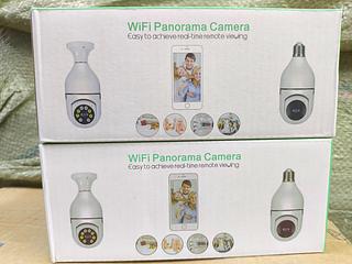 Câmera Segurança IP Lâmpada WiFi Full HD 1080p com Visão Noturna 1080P Bivolt,